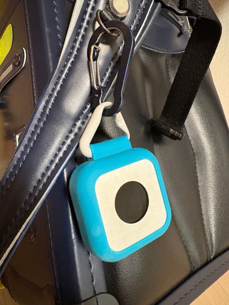 ボットトークをランドセルに取り付けた様子